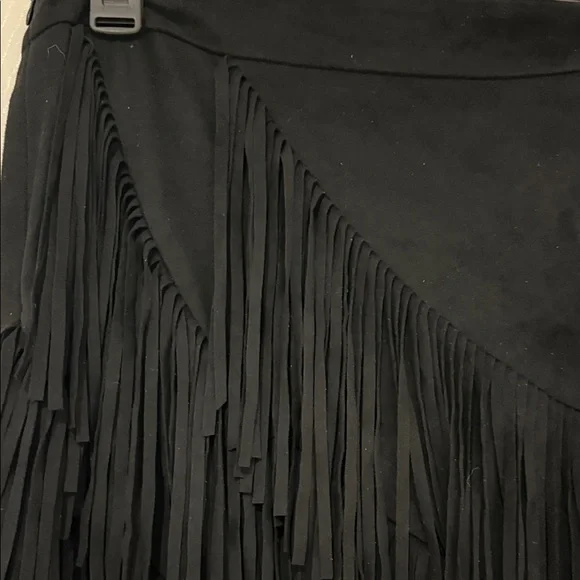 Idyllwind Asymmetrical Black Fringe Skirt - Picture 3 of 4